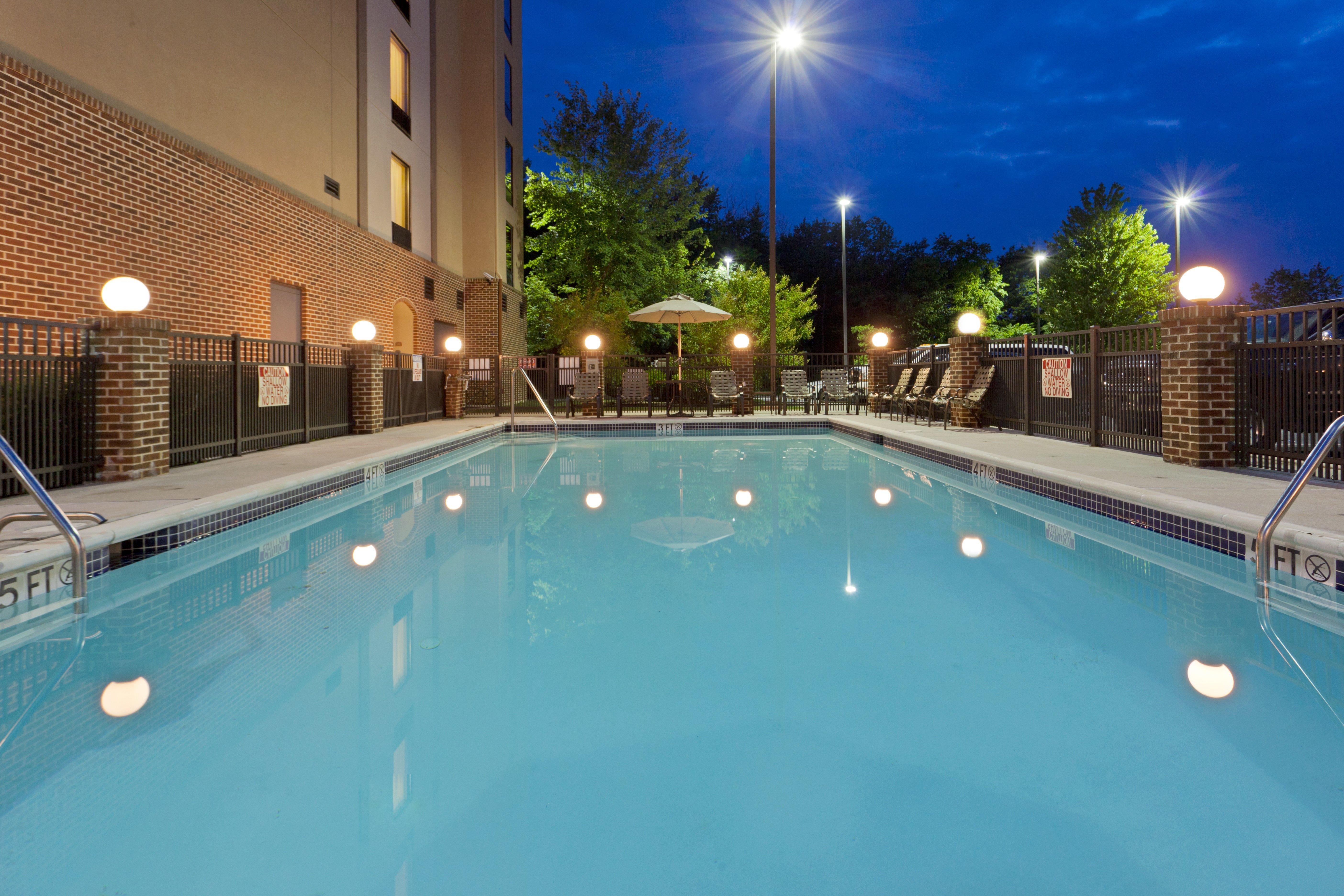 Holiday Inn Express Hotel & Suites Dover By Ihg Bagian luar foto