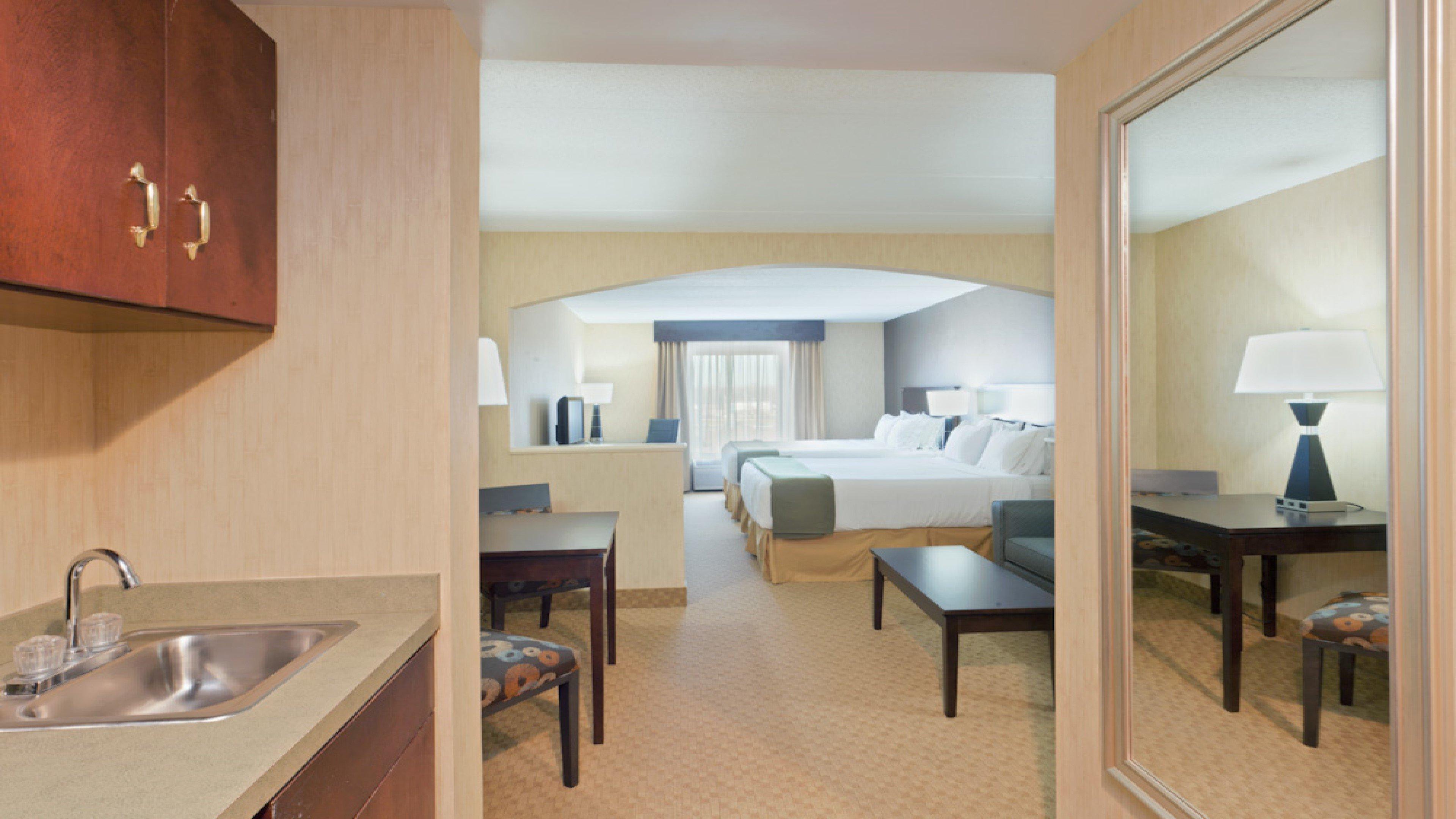 Holiday Inn Express Hotel & Suites Dover By Ihg Bagian luar foto